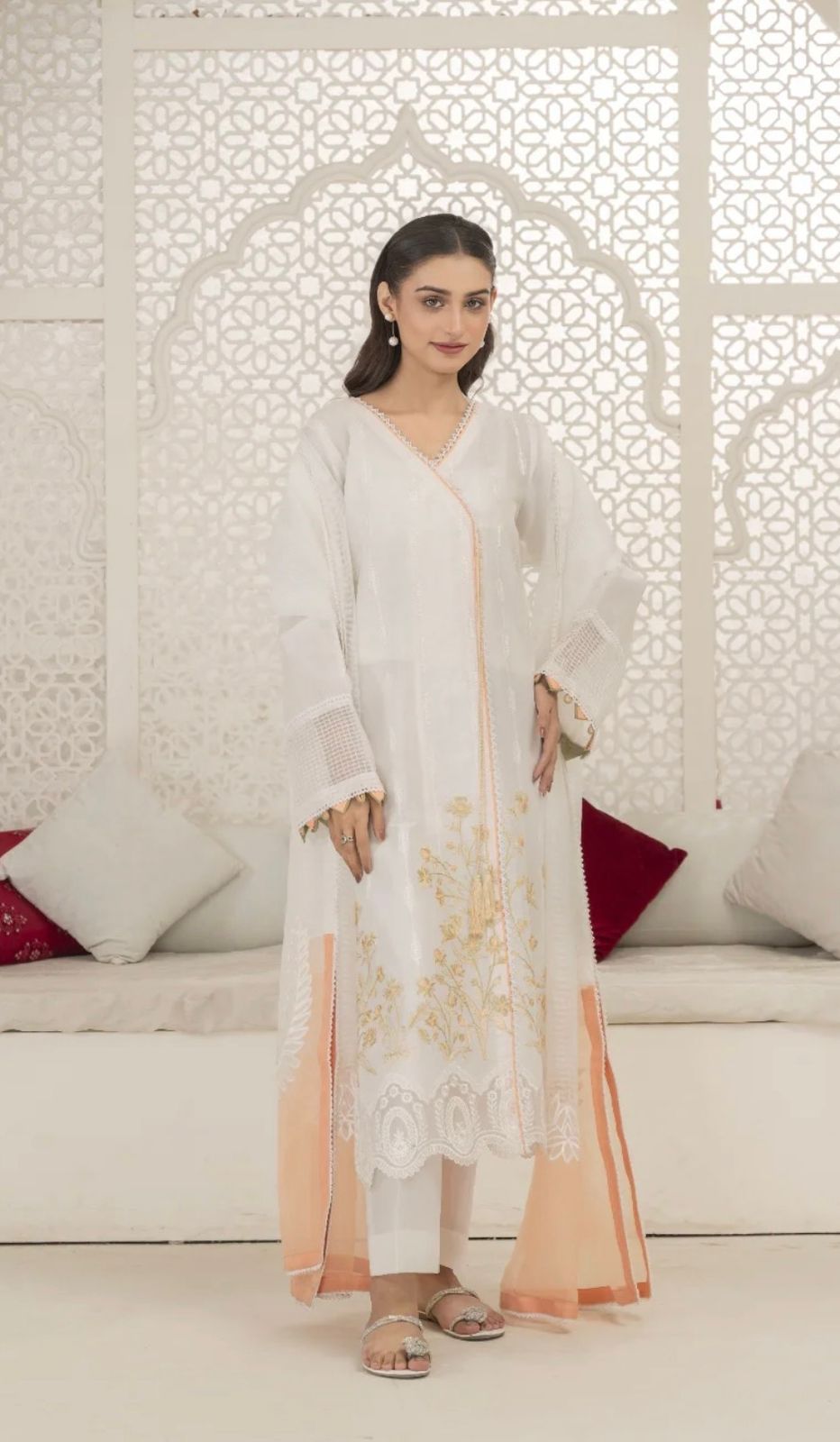 ZARKUN CASUAL EMB WHITE PEACH 3PC READYMADE SUIT