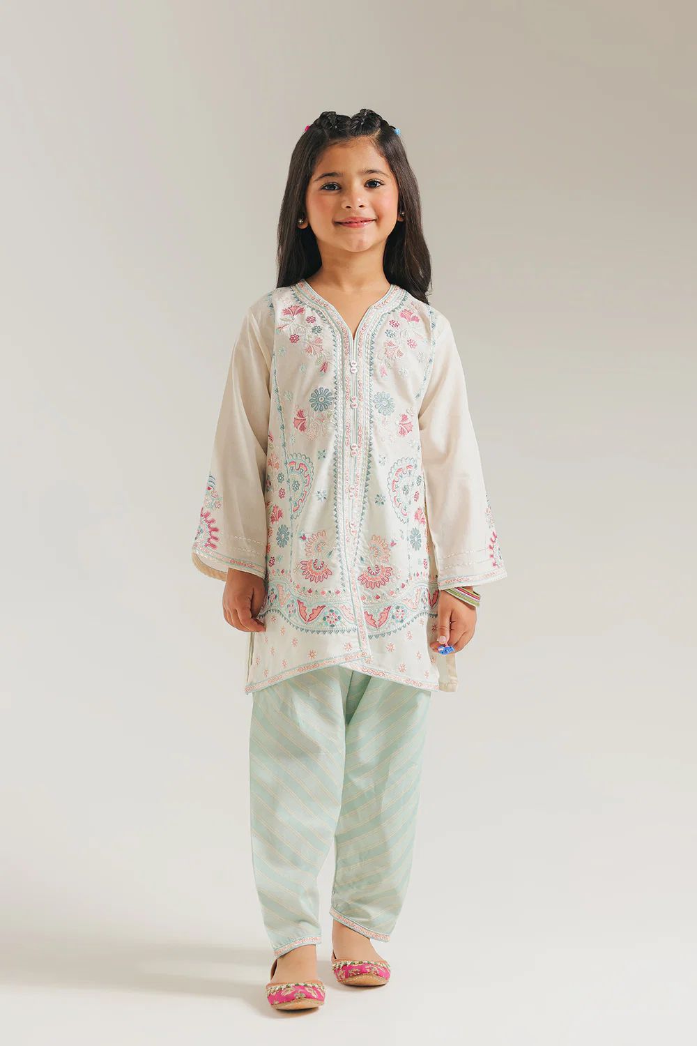 Ethnic kids wear white emb 2pc readymade suit