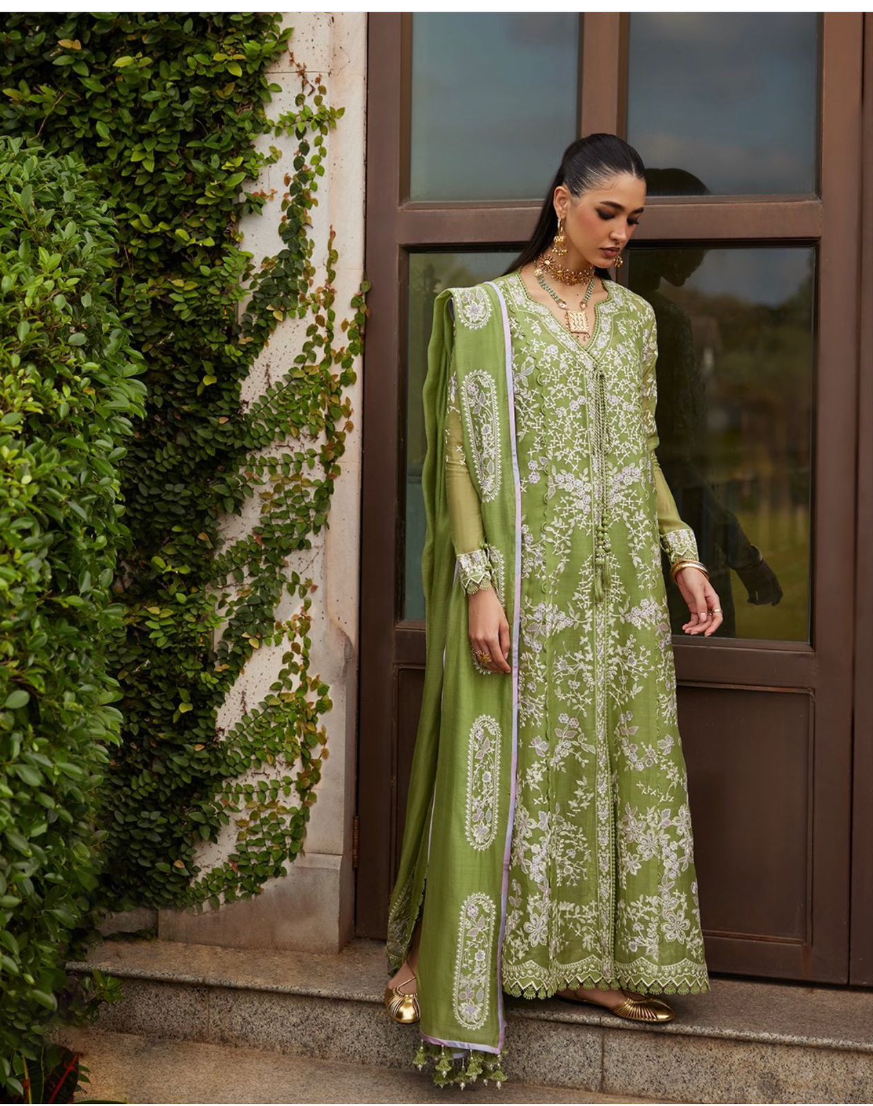 Saad bin shehzad luxury lawn green emb 3pc partywear