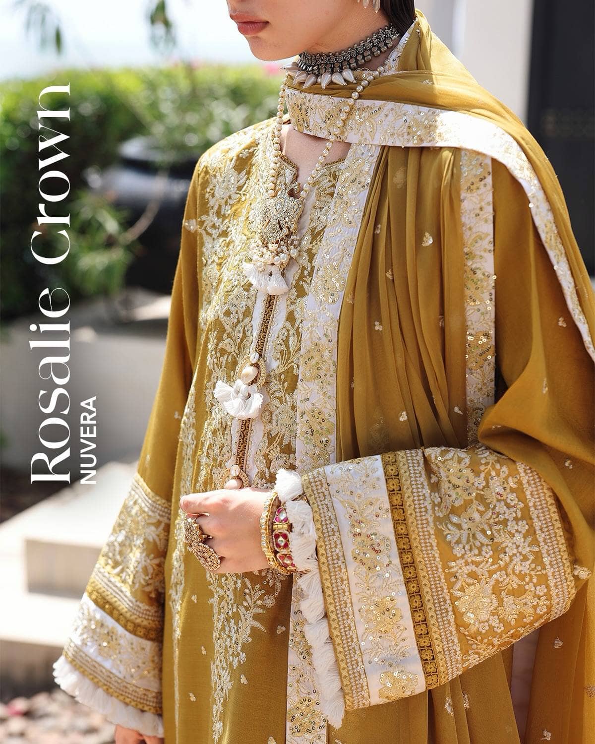 Mushq Nuvera Raw Silk 26/Vol 2/Rosalie Crown/D 07/Yellow